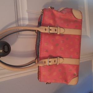 Dooney and Bourks Handbad